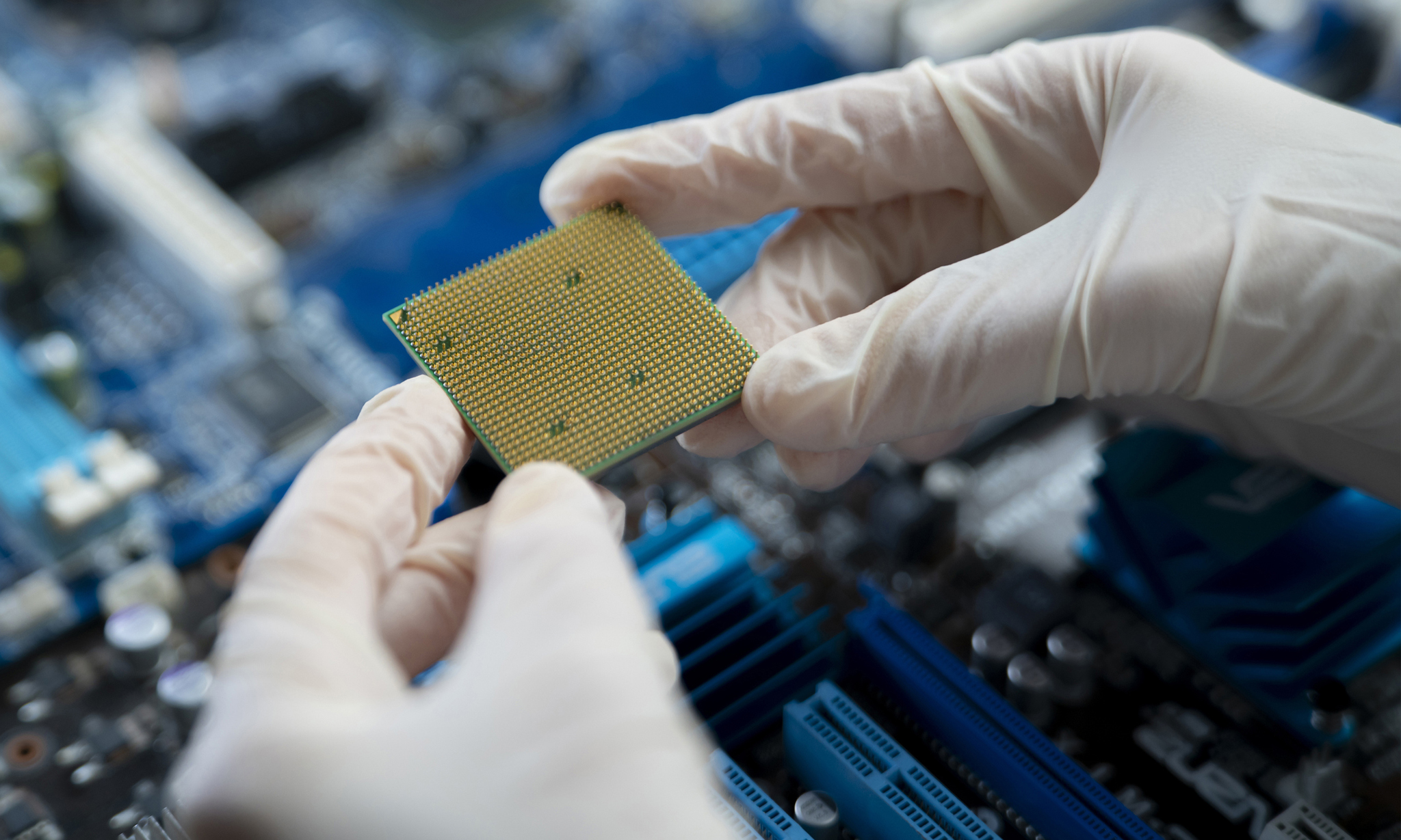 scientific research in the laboratory, new cpu chip test and development